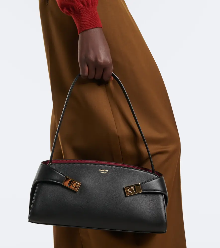 Ferragamo Hug East-West Small leather shoulder bag | Thumbnail 6 Ferragamo Hug East-West Small leather shoulder bag | Thumbnail 6