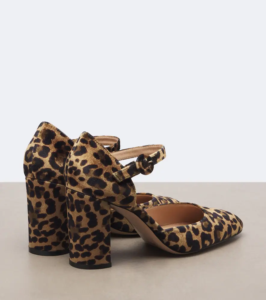 Gianvito Rossi Leopard-print velvet pumps | Thumbnail 2