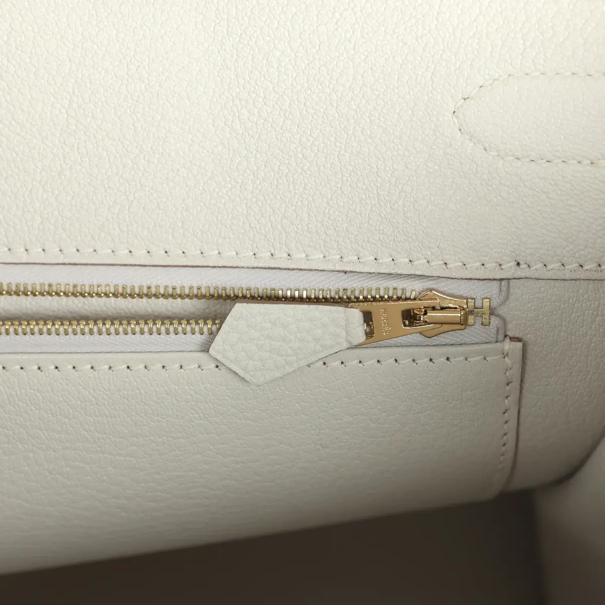 HERMÈS Hermes Birkin 35 Gris Pale Togo Gold Hardware | Thumbnail 9 HERMÈS Hermes Birkin 35 Gris Pale Togo Gold Hardware | Thumbnail 9