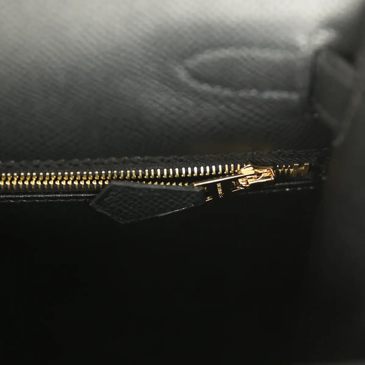 HERMÈS Hermes Kelly Sellier 28 Black Epsom Gold Hardware | Thumbnail 9 HERMÈS Hermes Kelly Sellier 28 Black Epsom Gold Hardware | Thumbnail 9