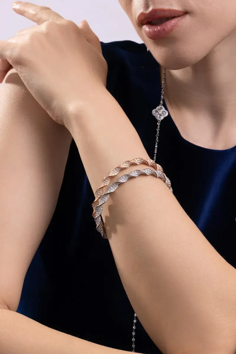 CICADA Diamond Black Enamel Twist Bracelet | Thumbnail 3 CICADA Diamond Black Enamel Twist Bracelet | Thumbnail 3