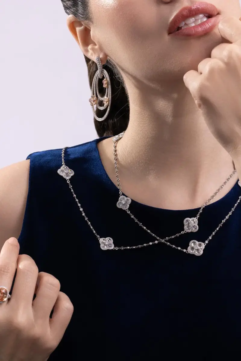 CICADA Diamond Floral Chain Necklace | Thumbnail 2 CICADA Diamond Floral Chain Necklace | Thumbnail 2
