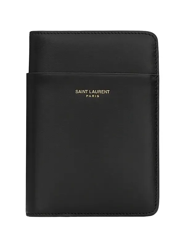 Passport Case in Smooth Leather - Black Passport Case in Smooth Leather - Black