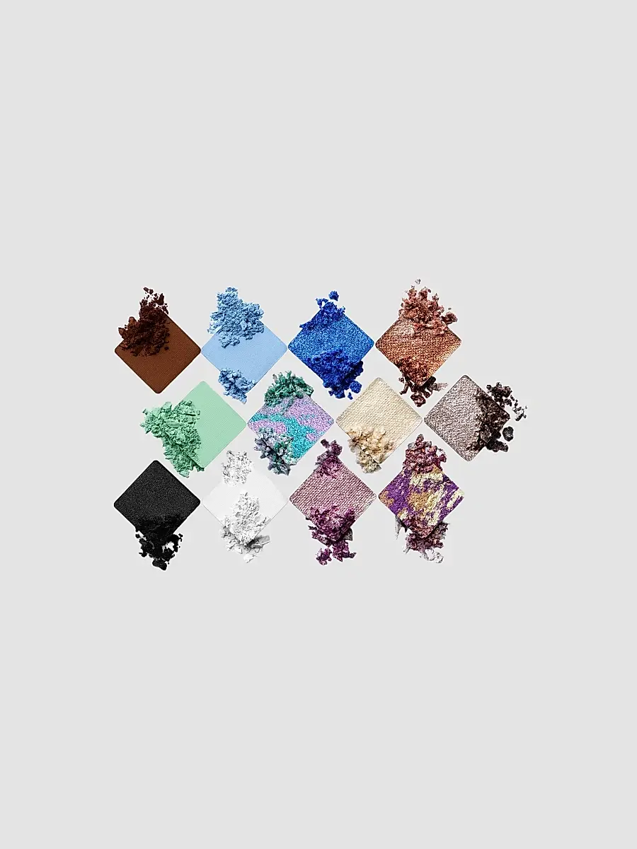 Dolce & Gabbana Eye Dare You! Beyond Multi-Finish Eyeshadow & Highlighter Palette | Thumbnail 2 Dolce & Gabbana Eye Dare You! Beyond Multi-Finish Eyeshadow & Highlighter Palette | Thumbnail 2