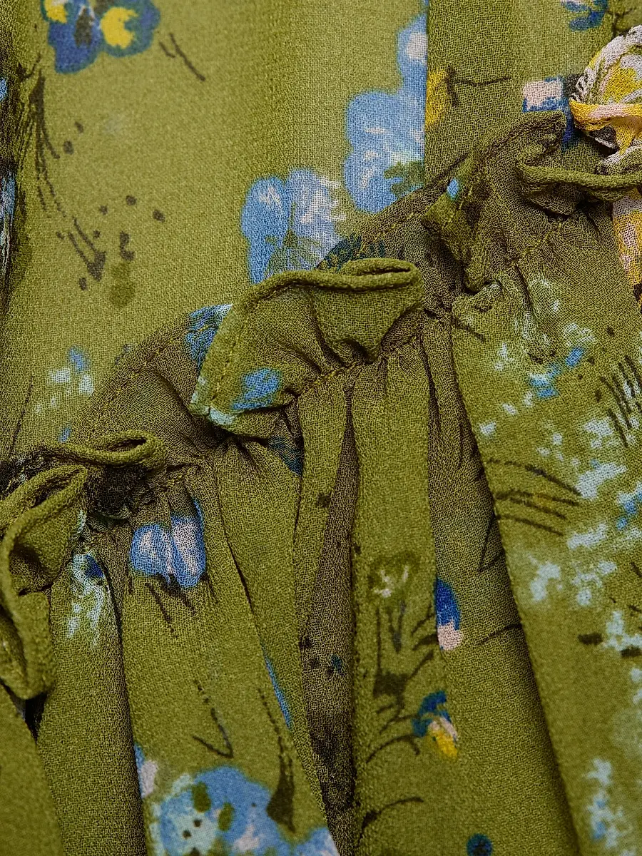 Cinq à Sept Women's Sevi Windswept Floral Midi Dress | Thumbnail 7