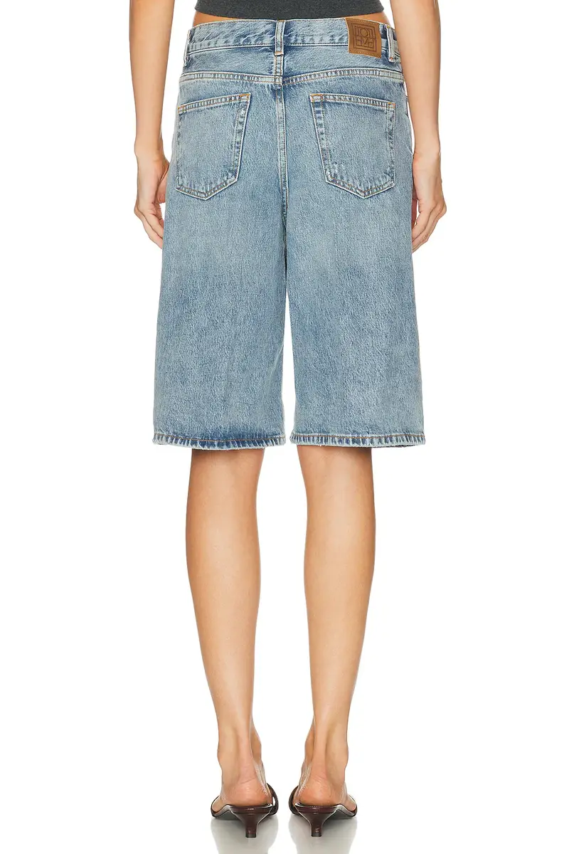 TOTEME Denim Board Short | Thumbnail 4