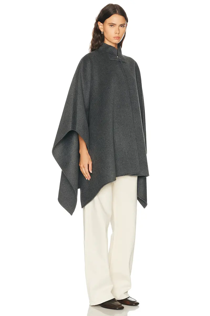 RÓHE Double Faced Wool Pankou Closure Poncho | Thumbnail 3 RÓHE Double Faced Wool Pankou Closure Poncho | Thumbnail 3