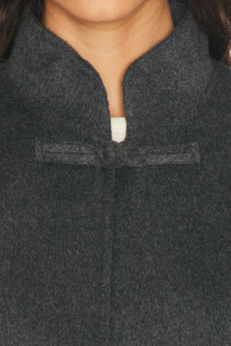 RÓHE Double Faced Wool Pankou Closure Poncho | Thumbnail 5 RÓHE Double Faced Wool Pankou Closure Poncho | Thumbnail 5