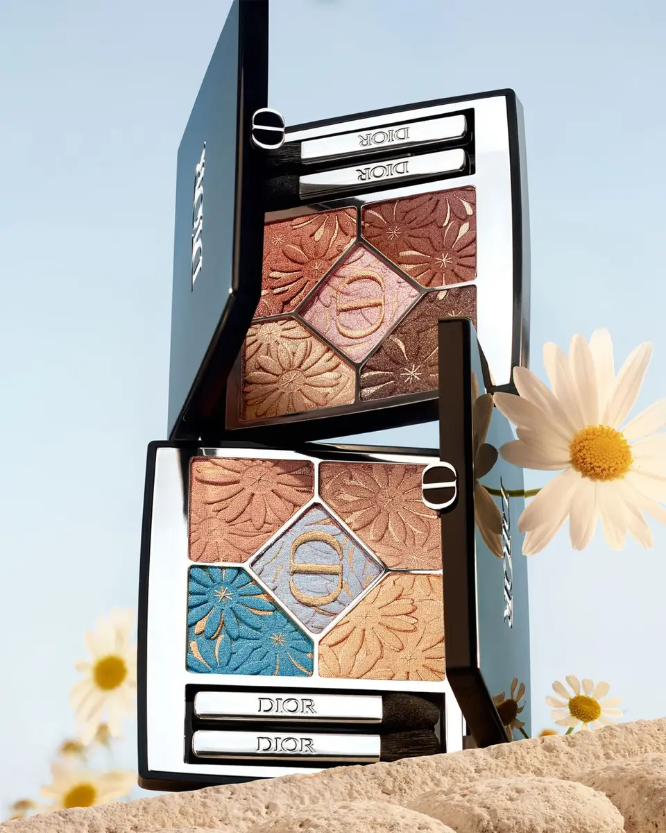 Dior Limited-Edition DiorShow 5 Couleurs Eyeshadow Palette | Thumbnail 4 Dior Limited-Edition DiorShow 5 Couleurs Eyeshadow Palette | Thumbnail 4