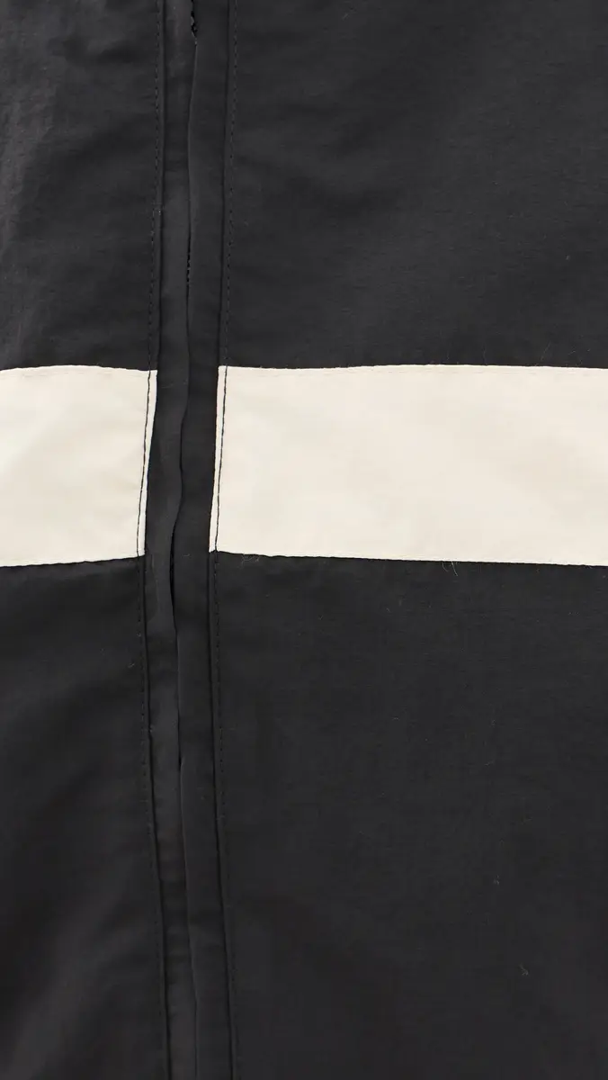 LIONESS Essential Windbreaker | Thumbnail 6