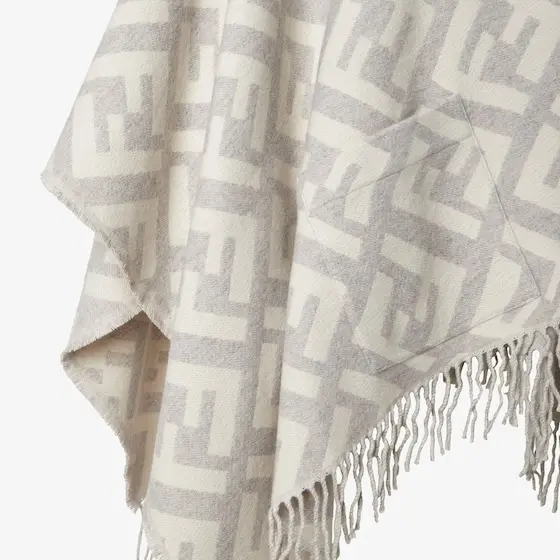 Fendi FF Poncho | Thumbnail 3