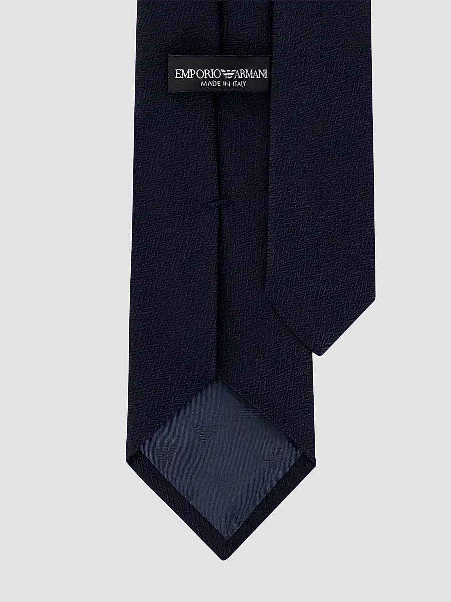 Emporio Armani Men's Chevron Jacquard Silk Tie | Thumbnail 2 Emporio Armani Men's Chevron Jacquard Silk Tie | Thumbnail 2