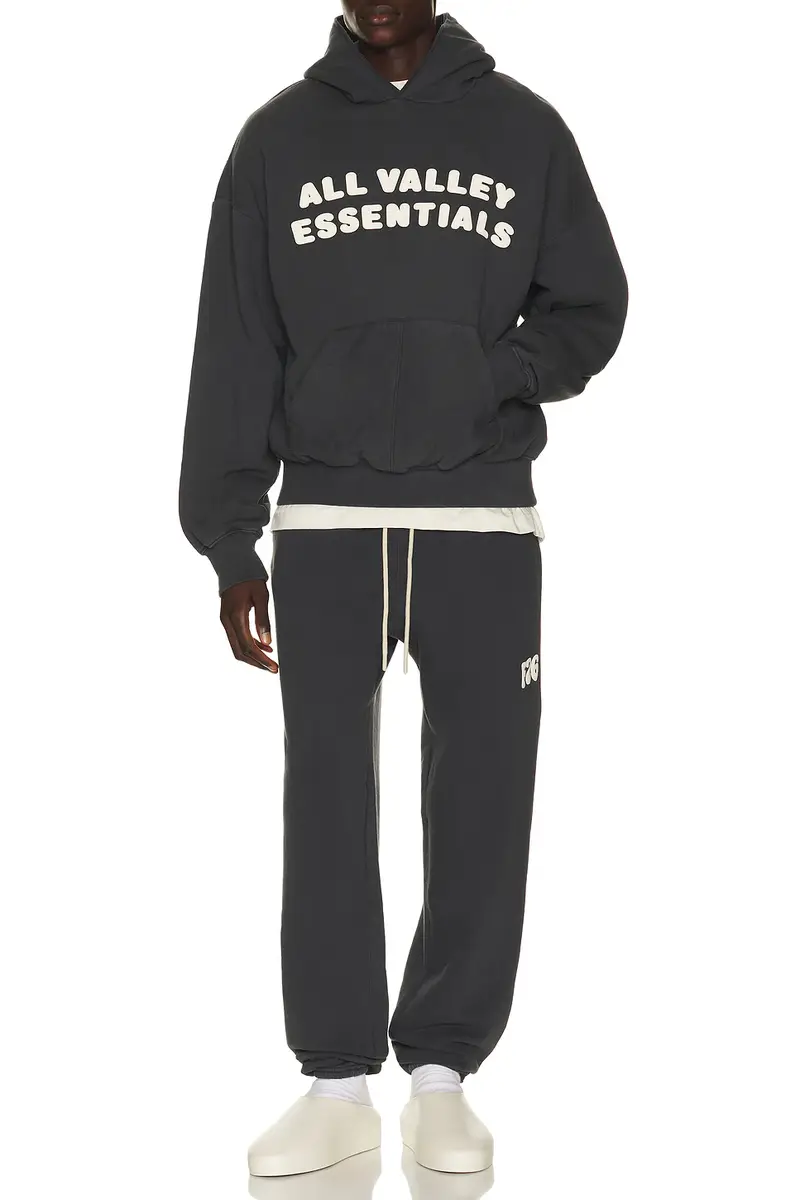 Fear of God Essentials Classic Fleece Sweatpant | Thumbnail 4