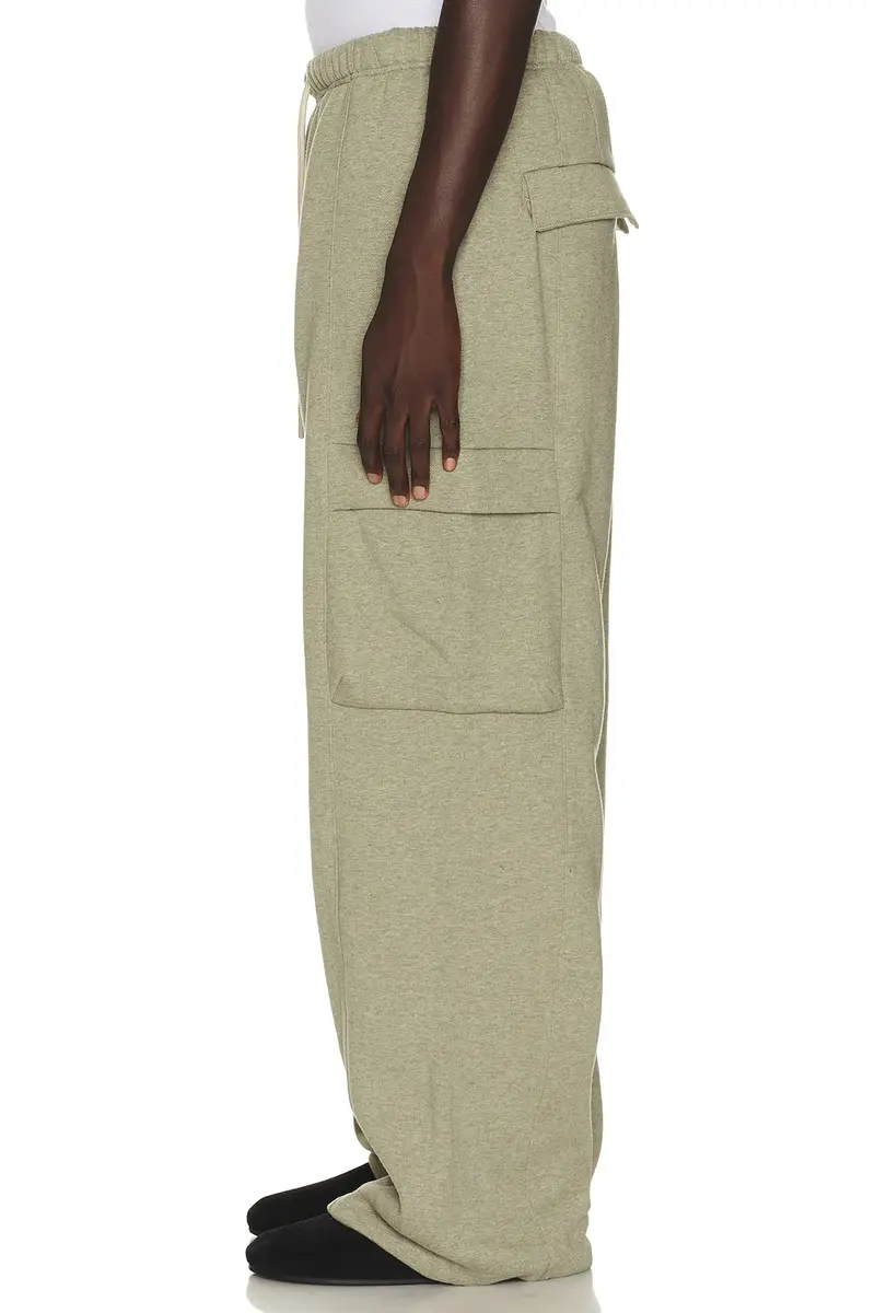 Fear of God Essentials Cargo Field Pant | Thumbnail 2 Fear of God Essentials Cargo Field Pant | Thumbnail 2