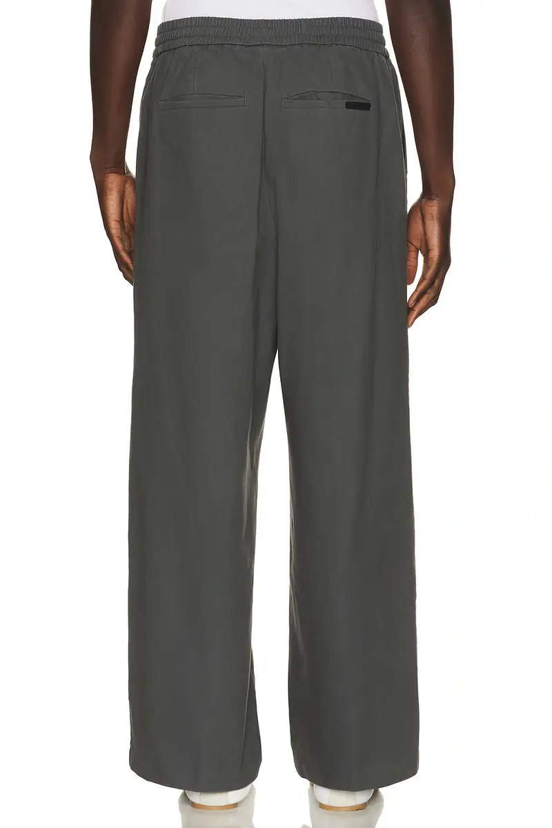 Fear of God Essentials Pleat Front Drawstring Pant | Thumbnail 3