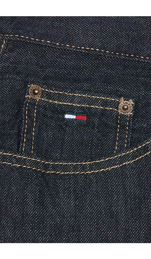 Tommy Jeans Theo Baggy Shorts | Thumbnail 5 Tommy Jeans Theo Baggy Shorts | Thumbnail 5