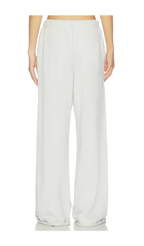 Fear of God Essentials Undone Cut Lounge Fit Sweatpant | Thumbnail 4 Fear of God Essentials Undone Cut Lounge Fit Sweatpant | Thumbnail 4