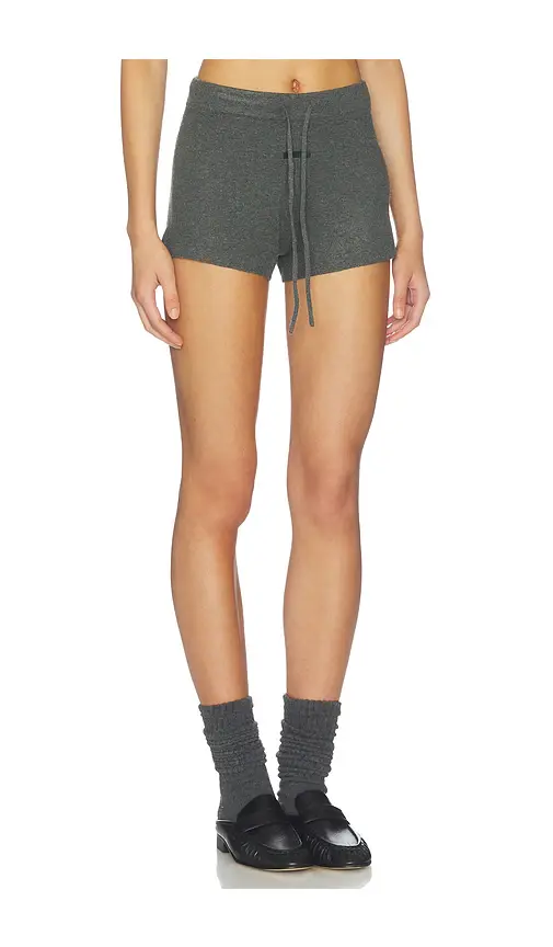 Fear of God Essentials Running Short | Thumbnail 2 Fear of God Essentials Running Short | Thumbnail 2