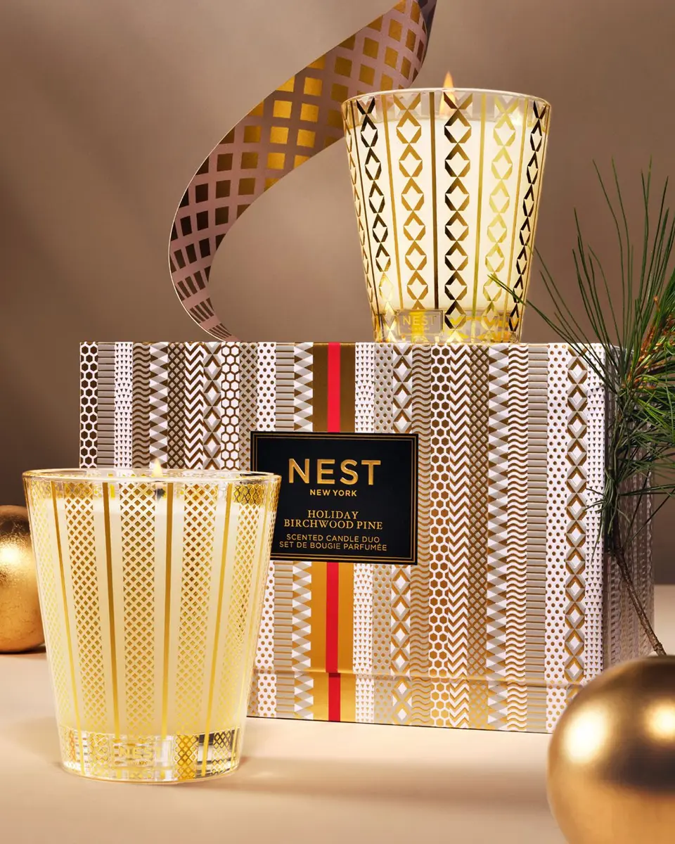 NEST New York Holiday & Birchwood Pine Classic Candle Duo | Thumbnail 2