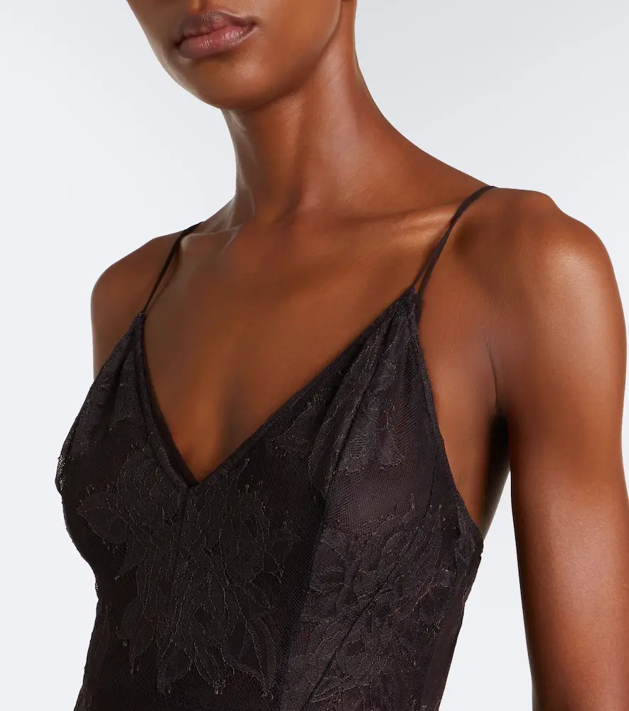 Alex Perry Lace gown | Thumbnail 4