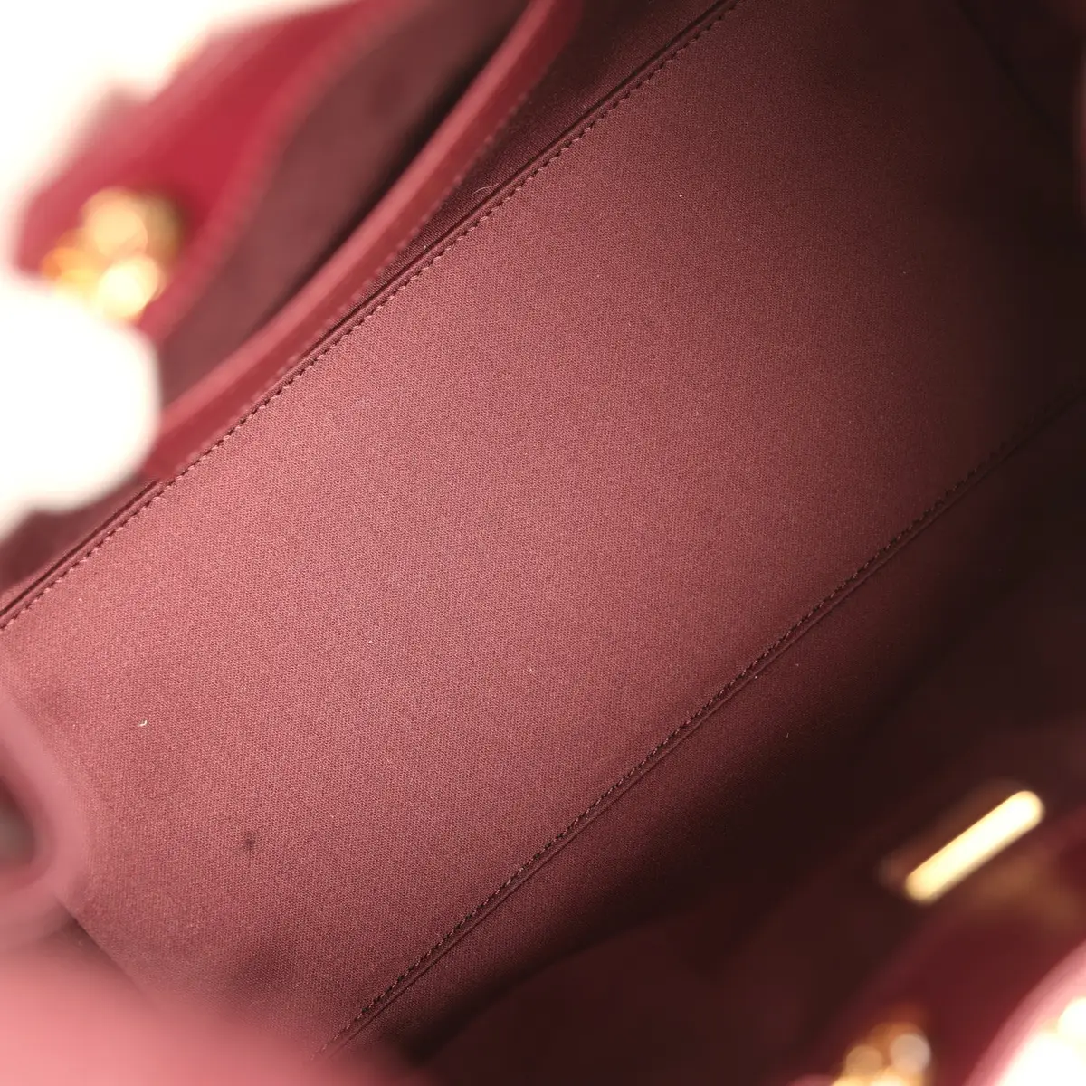 Chanel Chanel Small 25 Hobo Bag Dark Burgundy Shiny Caviar Gold Hardware | Thumbnail 8