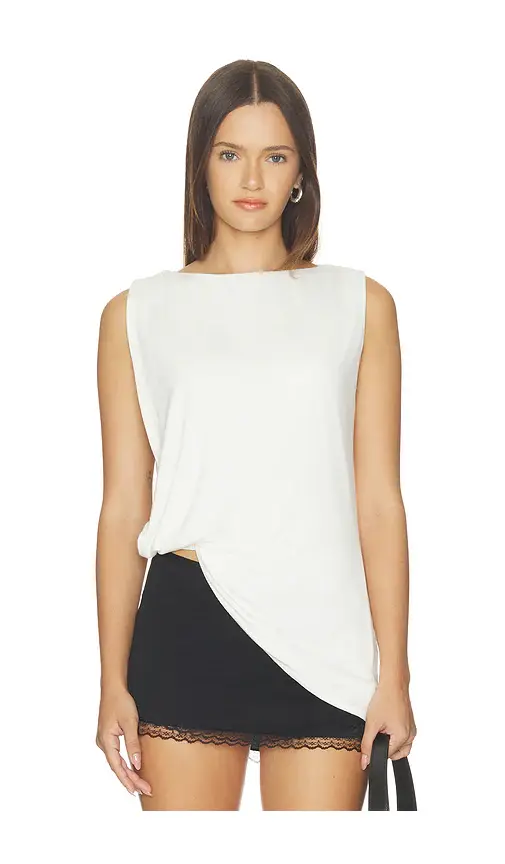 superdown Caprice Asymmetrical Top | Image 1 superdown Caprice Asymmetrical Top | Image 1