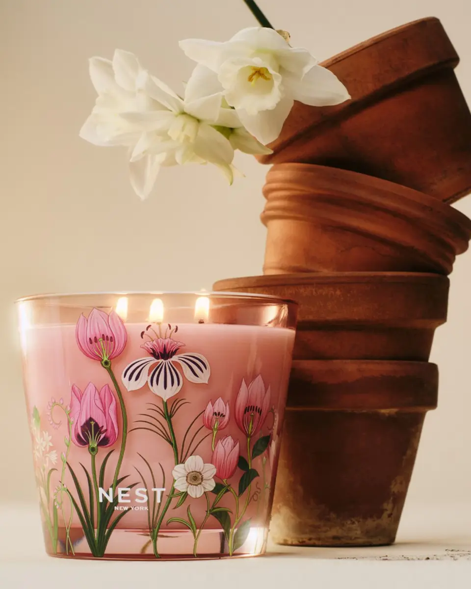 NEST New York Himalayan Salt & Rosewater 3-Wick Candle, 21 oz. | Thumbnail 3 NEST New York Himalayan Salt & Rosewater 3-Wick Candle, 21 oz. | Thumbnail 3