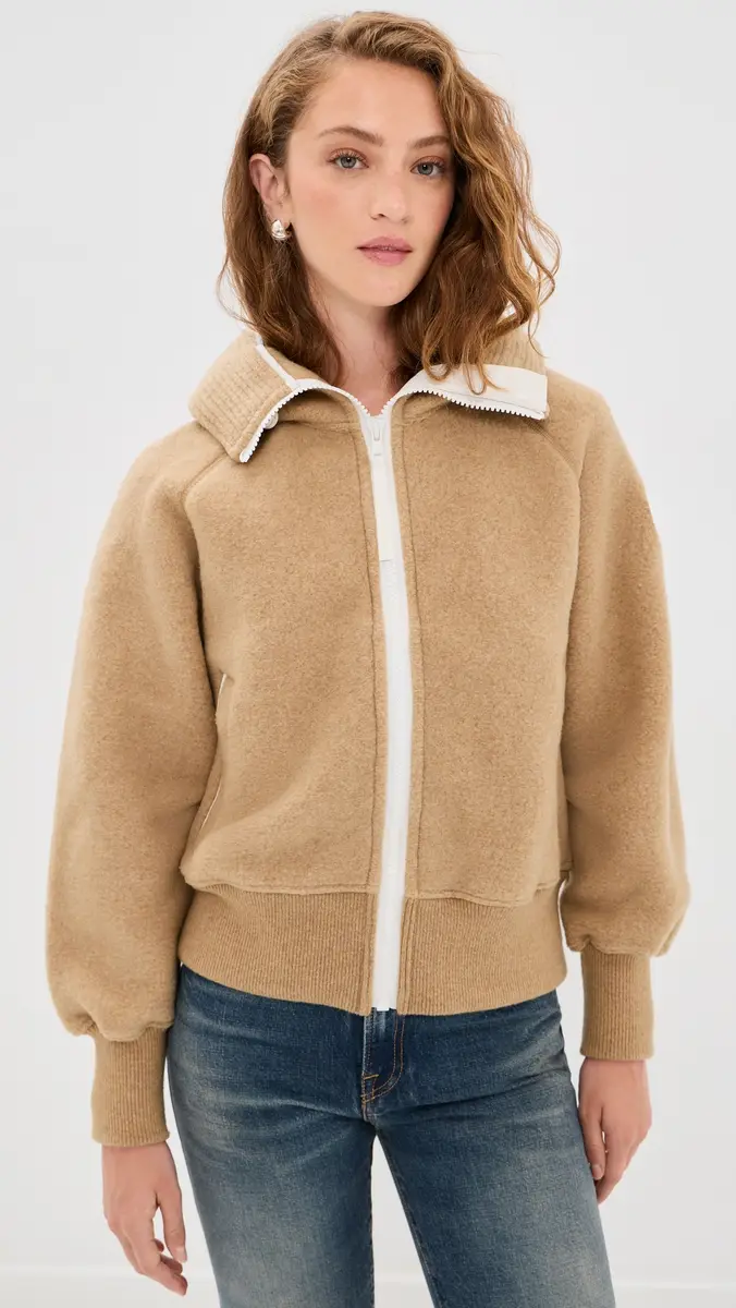 Canada Goose Chilliwack White Disc Fleece Bomber | Thumbnail 2 Canada Goose Chilliwack White Disc Fleece Bomber | Thumbnail 2