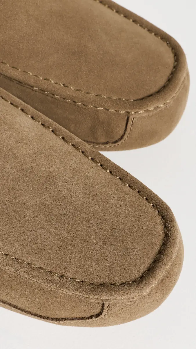UGG Ascot Slippers | Thumbnail 5 UGG Ascot Slippers | Thumbnail 5