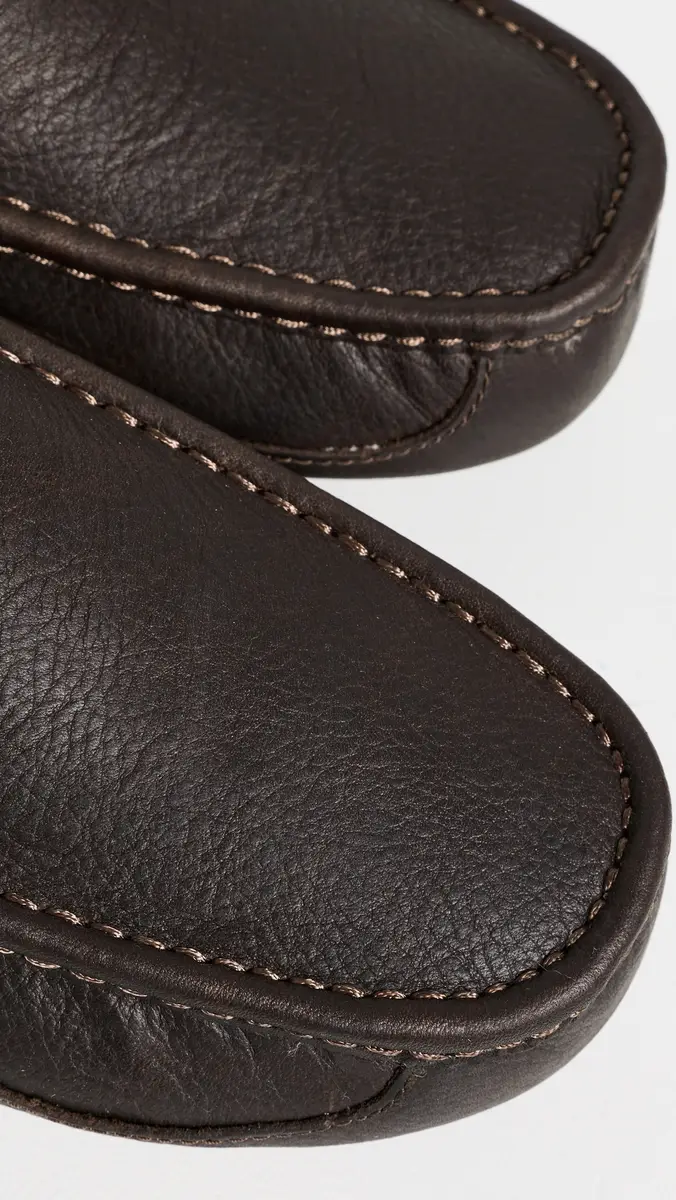 UGG Ascot Slippers | Thumbnail 5 UGG Ascot Slippers | Thumbnail 5