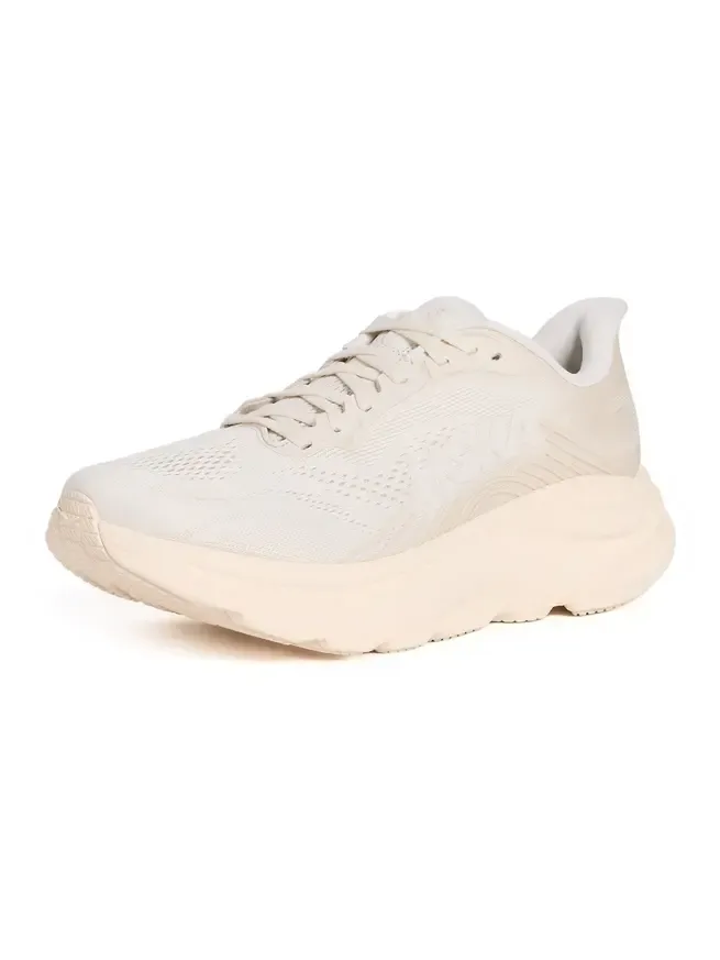 Clifton 11 Sneakers