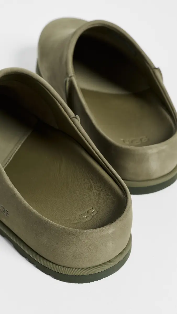 UGG Otzo Clogs | Thumbnail 3