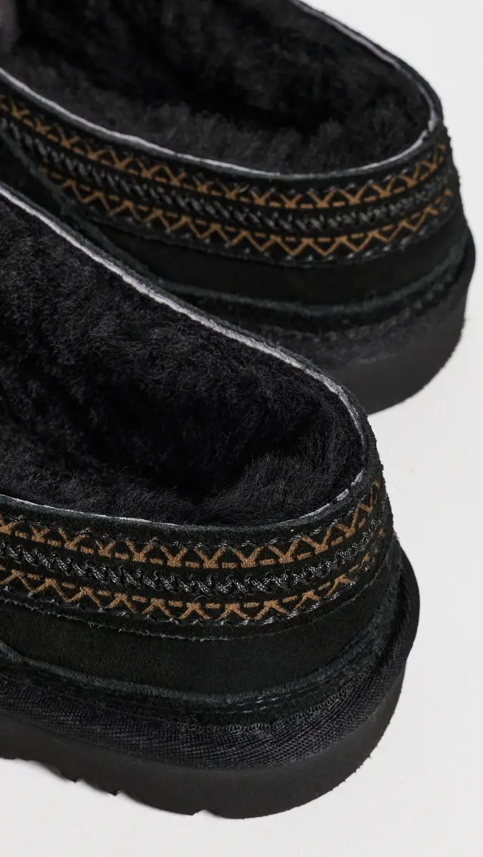 UGG Neuman Slippers | Thumbnail 3