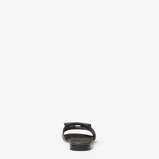 Fendi The iconic FF Tube buckle is the understated detail | Thumbnail 3