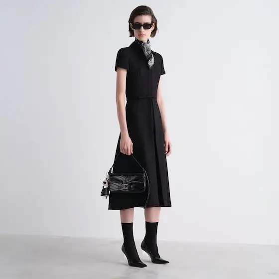 Fendi The FF logo, a symbol of the brand since 1965, becomes | Thumbnail 4 Fendi The FF logo, a symbol of the brand since 1965, becomes | Thumbnail 4