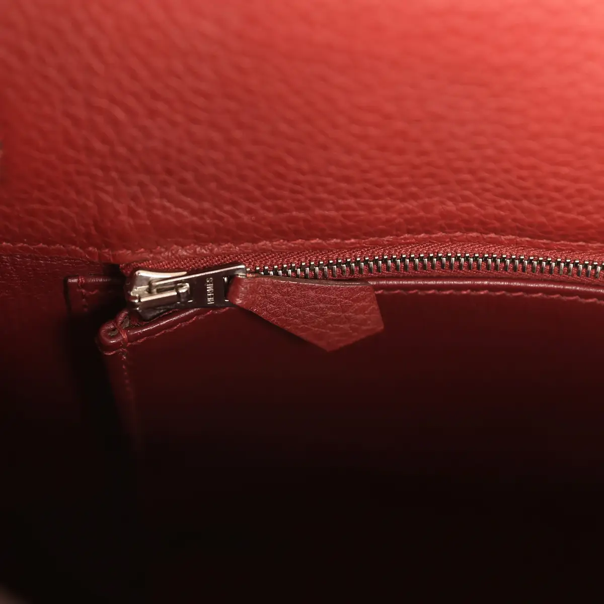 HERMÈS Pre-owned Hermes So Kelly 26 Alezan Verso Togo Palladium Hardware | Thumbnail 9 HERMÈS Pre-owned Hermes So Kelly 26 Alezan Verso Togo Palladium Hardware | Thumbnail 9