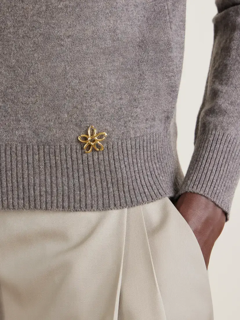 Oscar de la Renta Scarf-detailed Cashmere Sweater | Thumbnail 5 Oscar de la Renta Scarf-detailed Cashmere Sweater | Thumbnail 5