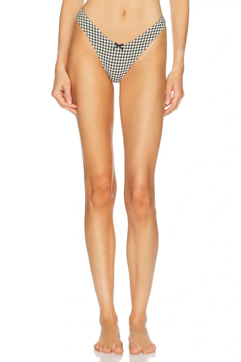 Antonia Bottom Antonia Bottom