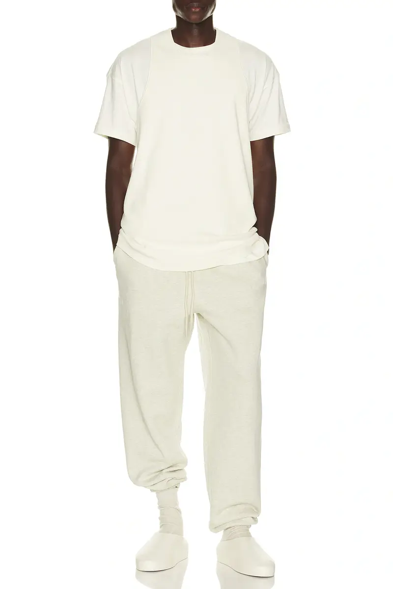 Fear of God Essentials Tee | Thumbnail 3