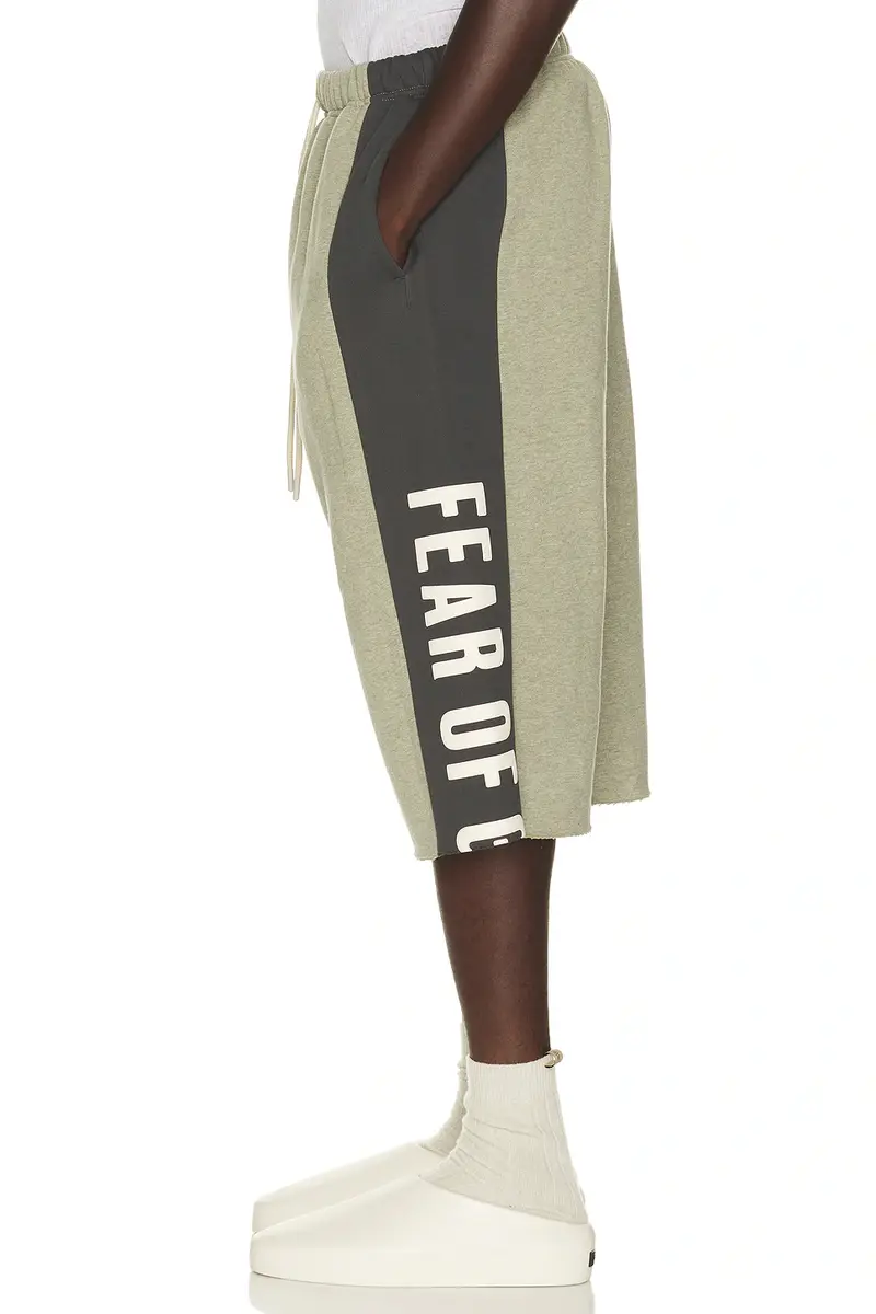 Fear of God ESSENTIALS Panelled Undone Cut Off Sweatpant | Thumbnail 4
