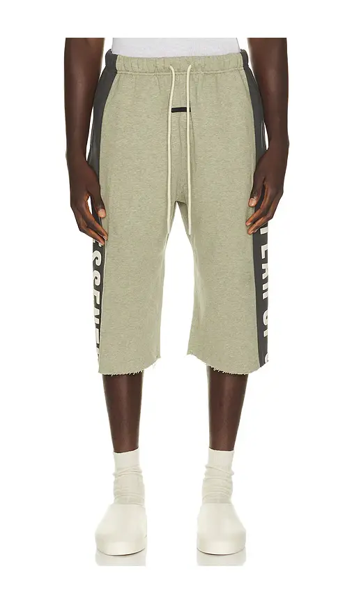 Fear of God ESSENTIALS Panelled Undone Cut Off Sweatpant | Thumbnail 9