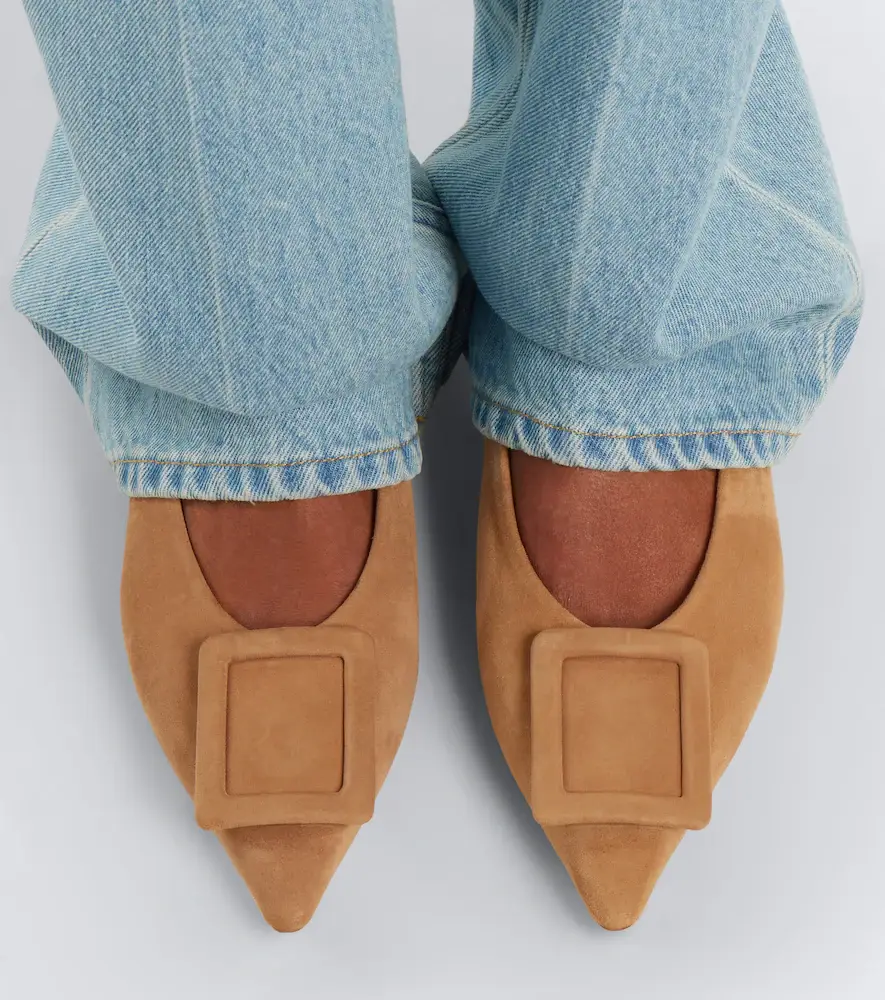 Roger Vivier Viv' in The City suede ballet flats | Thumbnail 5 Roger Vivier Viv' in The City suede ballet flats | Thumbnail 5