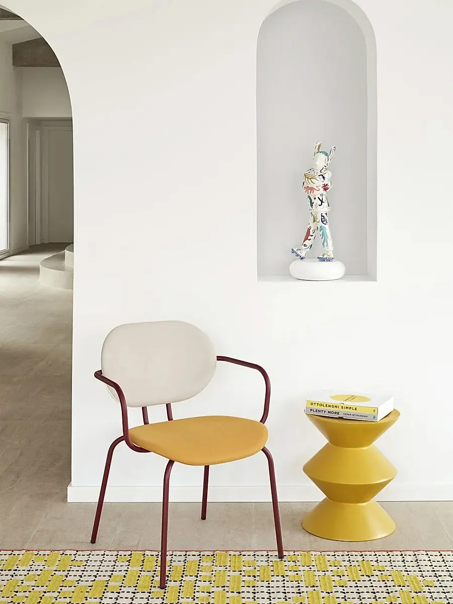Lladro Embraced Porcelain Sculpture | Thumbnail 6 Lladro Embraced Porcelain Sculpture | Thumbnail 6