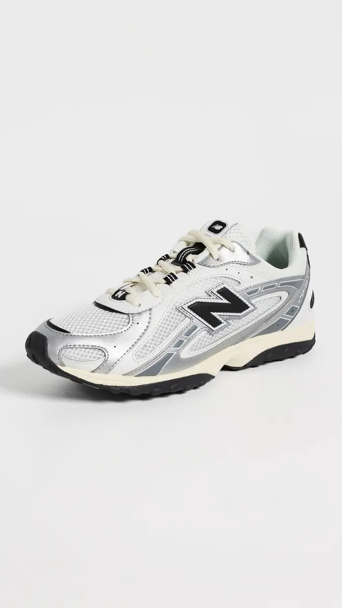 New Balance 204L Sneakers | Thumbnail 2