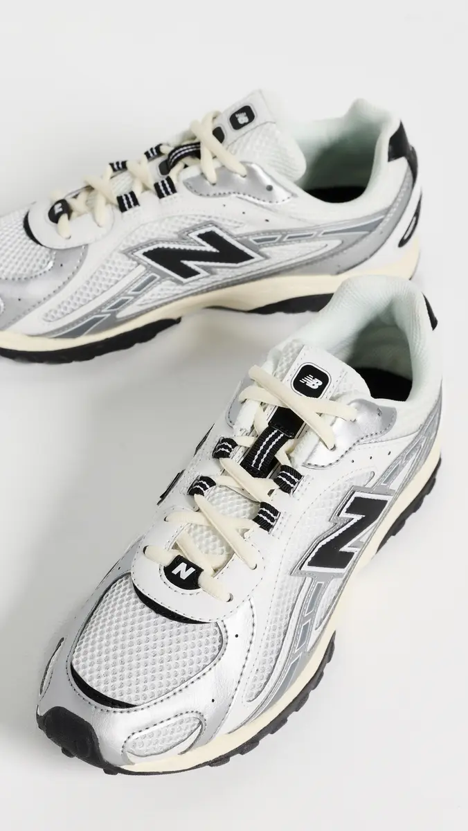 New Balance 204L Sneakers | Thumbnail 5