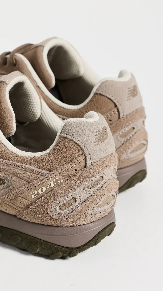 New Balance 204L Sneakers | Thumbnail 4 New Balance 204L Sneakers | Thumbnail 4