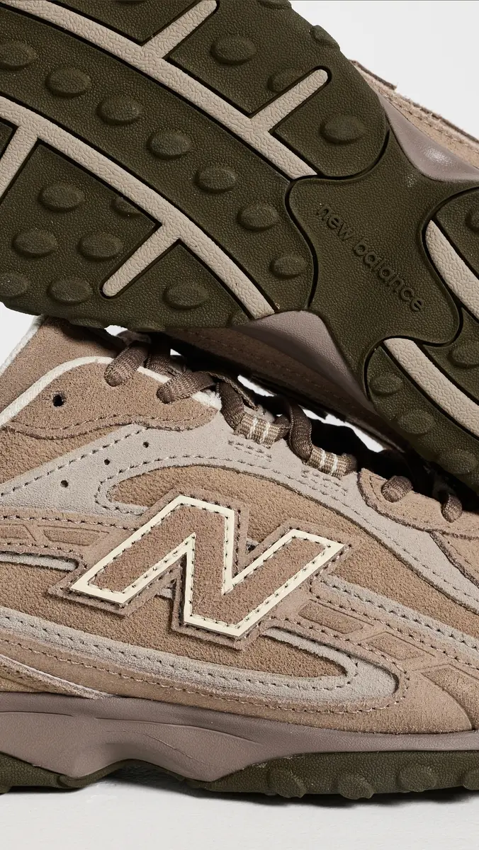 New Balance 204L Sneakers | Thumbnail 6 New Balance 204L Sneakers | Thumbnail 6
