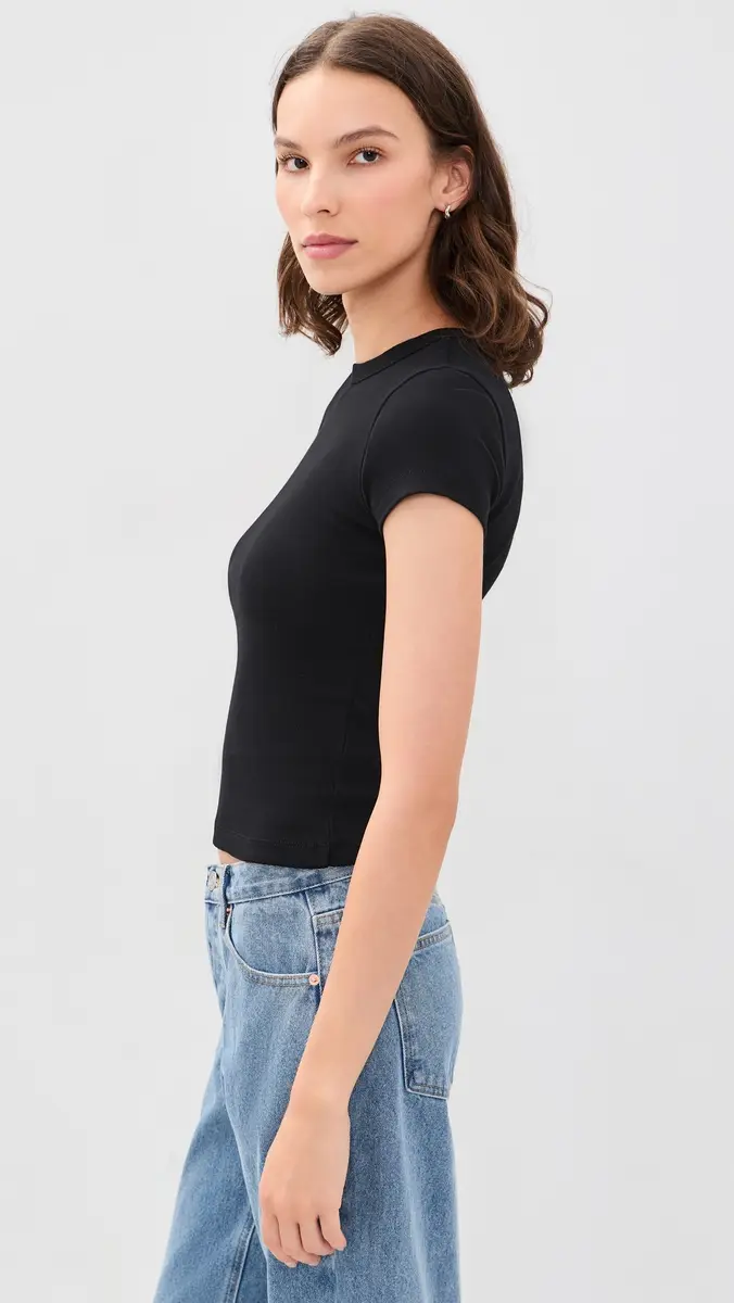 Madewell The '90s Crewneck Tee In Compact Cotton Black | Thumbnail 4 Madewell The '90s Crewneck Tee In Compact Cotton Black | Thumbnail 4