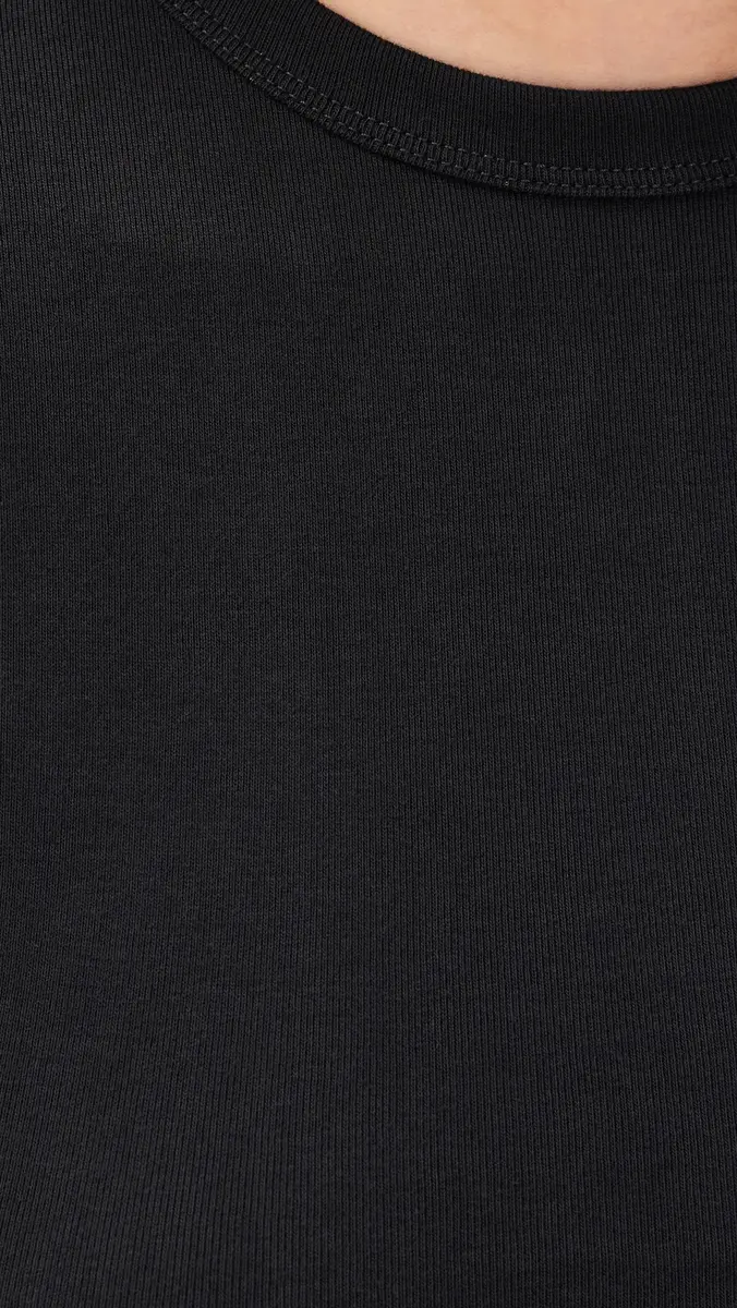 Madewell The '90s Crewneck Tee In Compact Cotton Black | Thumbnail 6 Madewell The '90s Crewneck Tee In Compact Cotton Black | Thumbnail 6