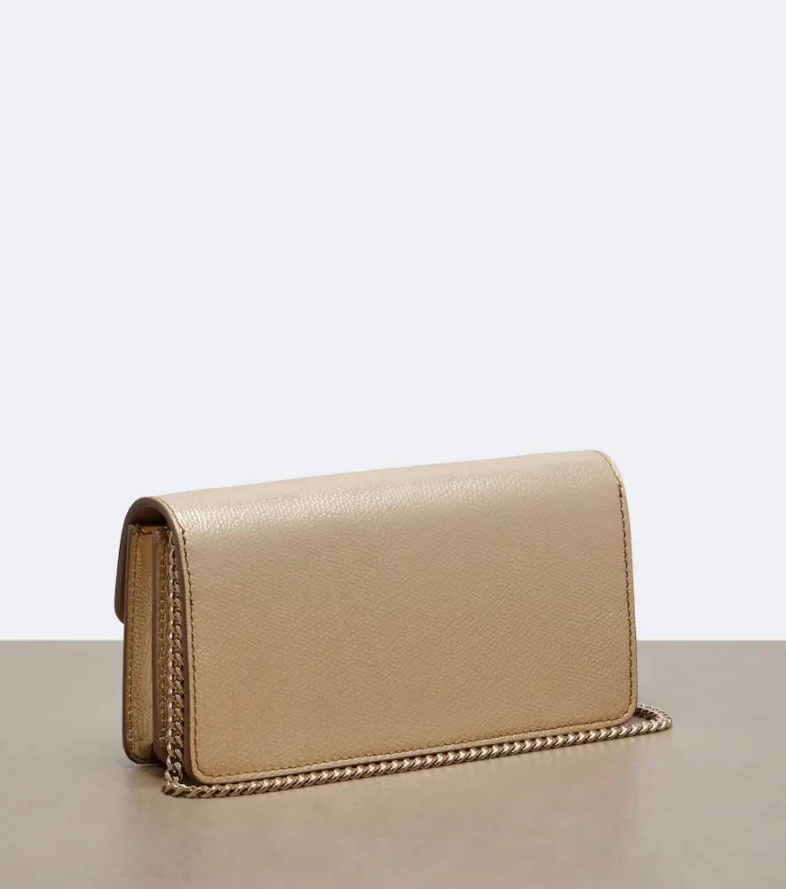 Valentino Garavani VLogo metallic leather wallet on chain | Thumbnail 2 Valentino Garavani VLogo metallic leather wallet on chain | Thumbnail 2